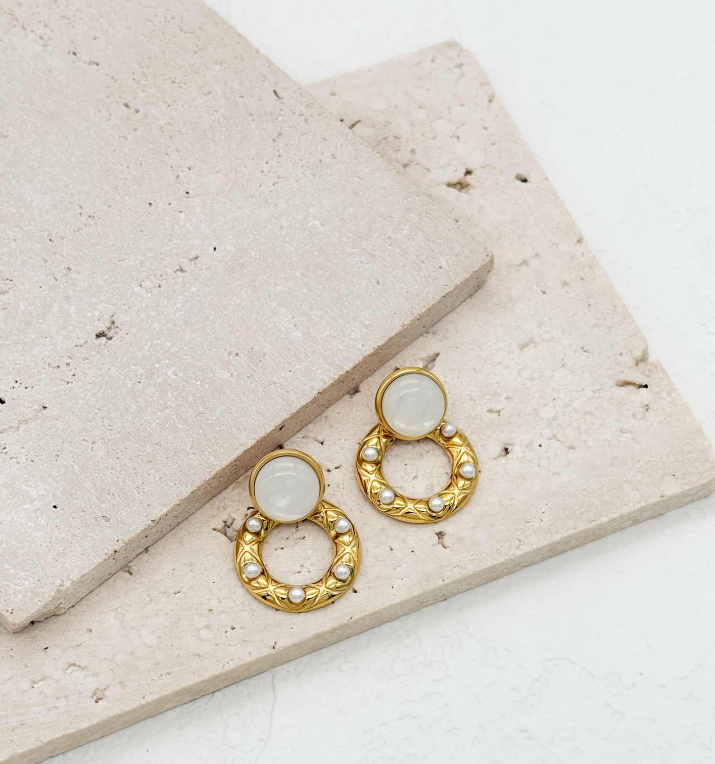 Aurora Pearl Earrings